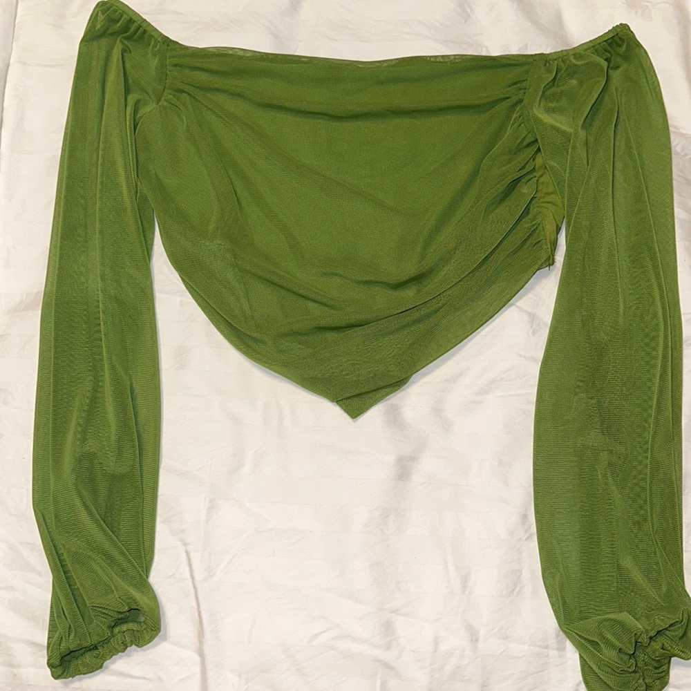 Green Off The Shoulder Long Sleeved Crop Top